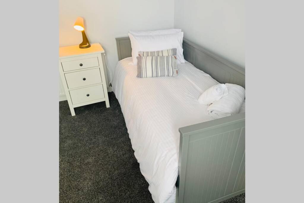Victoria House, Beautiful Swanage Stay! Ulwell Bagian luar foto
